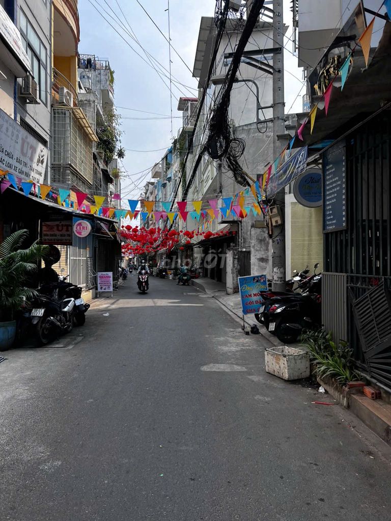 Nguyen Can Mat Tien House for Rent