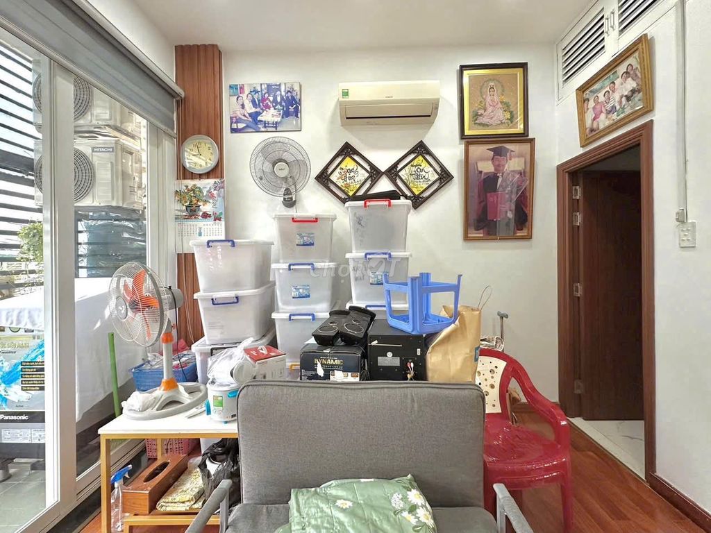 3-Bedroom House with Business Potential on Tran Binh Trong