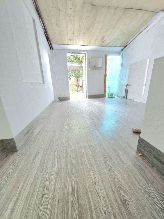 Small 1-Bedroom House with Garden in Dĩ An Area