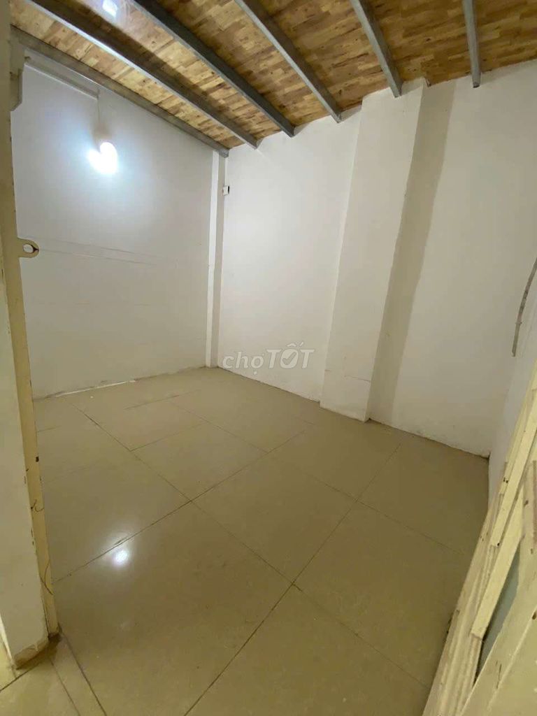 Spacious House in Binh Thanh with Business Potential