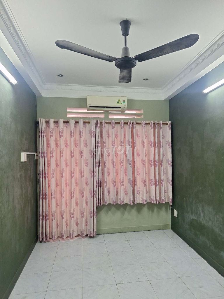3-Story Townhouse Near Nguyen Thi Minh Khai