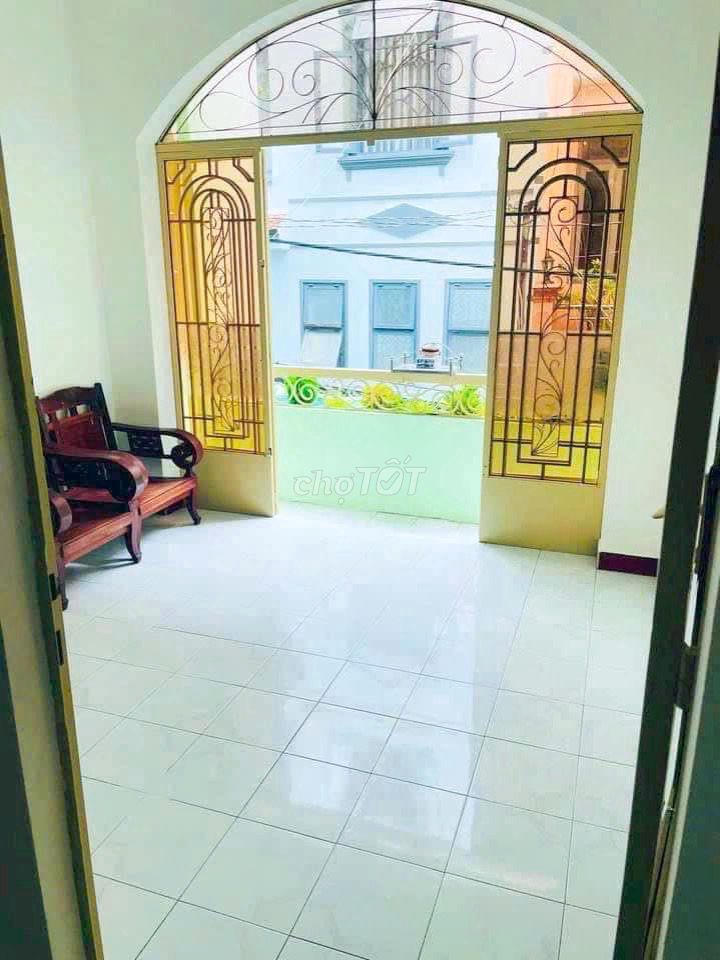 Two-Story House with Balcony in Phu Nhuan