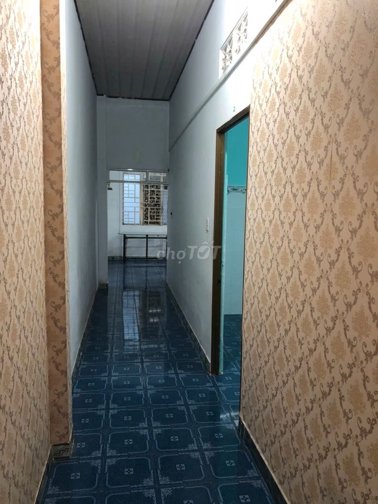 Modern 2-Bedroom House with Motorcycle Parking