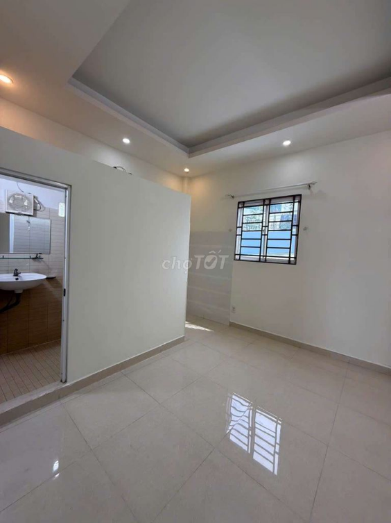Spacious 4-Bedroom House near Market and School in Tan Binh District