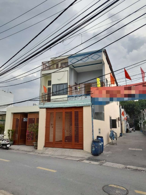 3-Bedroom House Near Intersection, Suitable for Home Office and Online Business
