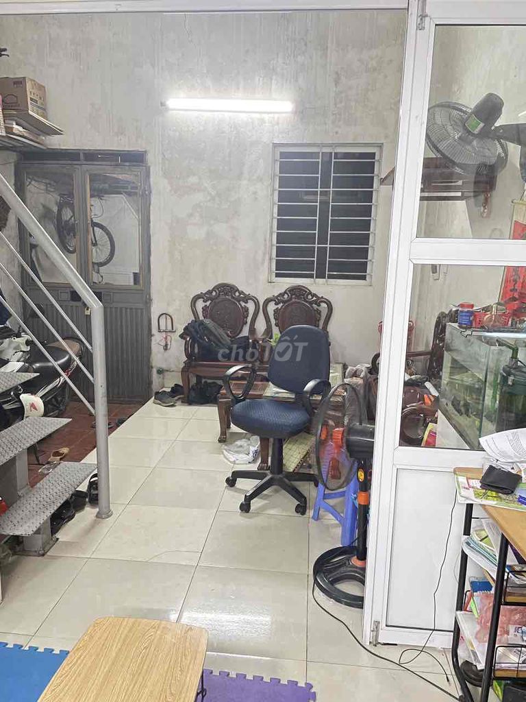 Ground Floor House with Loft, Furnished, Near Market