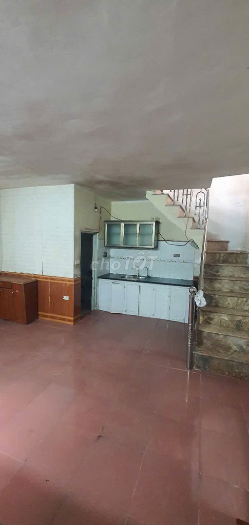 Two-Story House with Balcony in Bui Xuong Trach