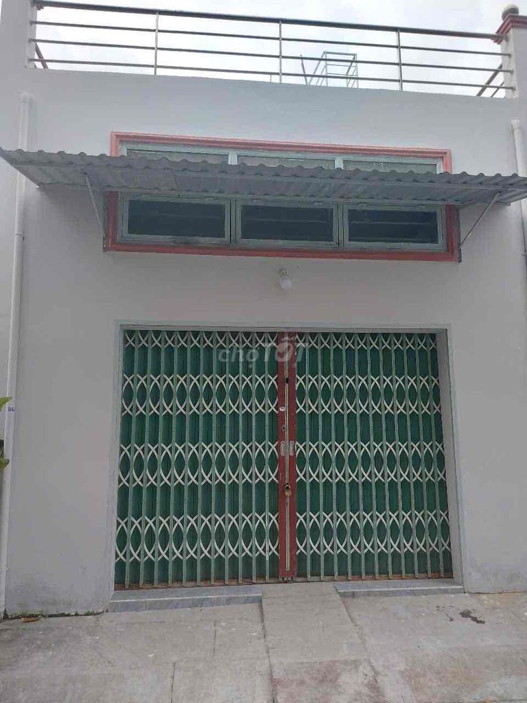 Loft-Style House with Mezzanine, 32m² with Parking