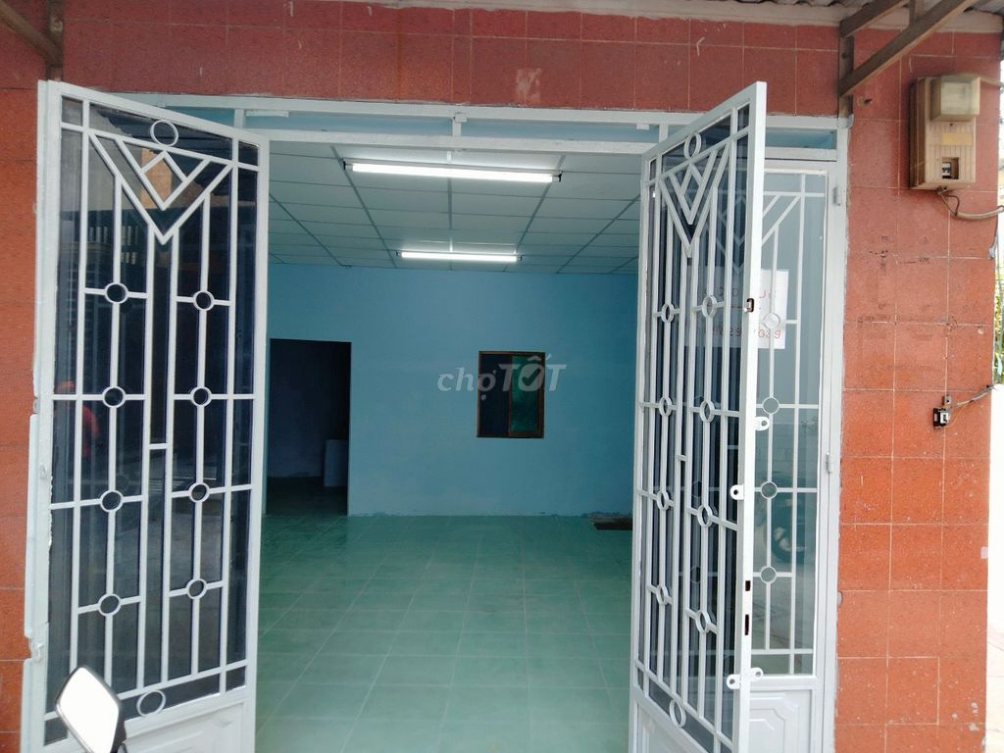 Spacious House Near Schools and Markets in Truong Chinh