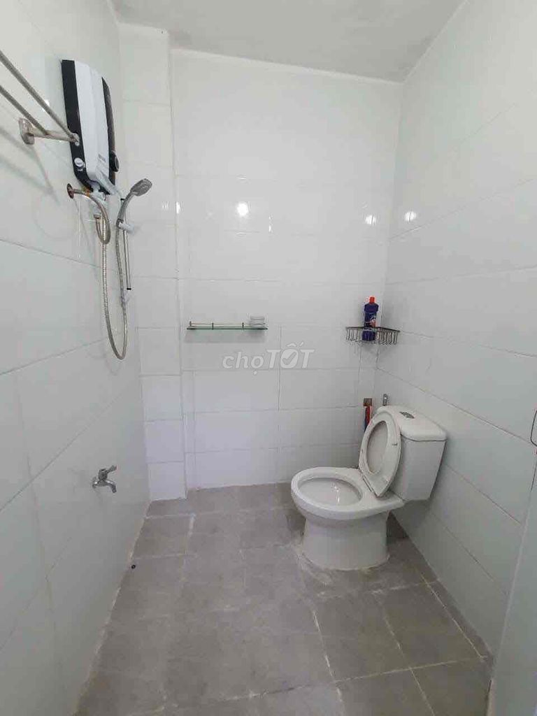Spacious 2BR House with Parking Near Thu Duc