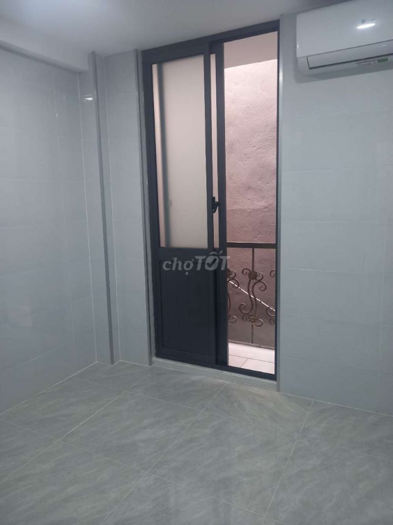 Compact 2-Bedroom House with Multiple Bathrooms