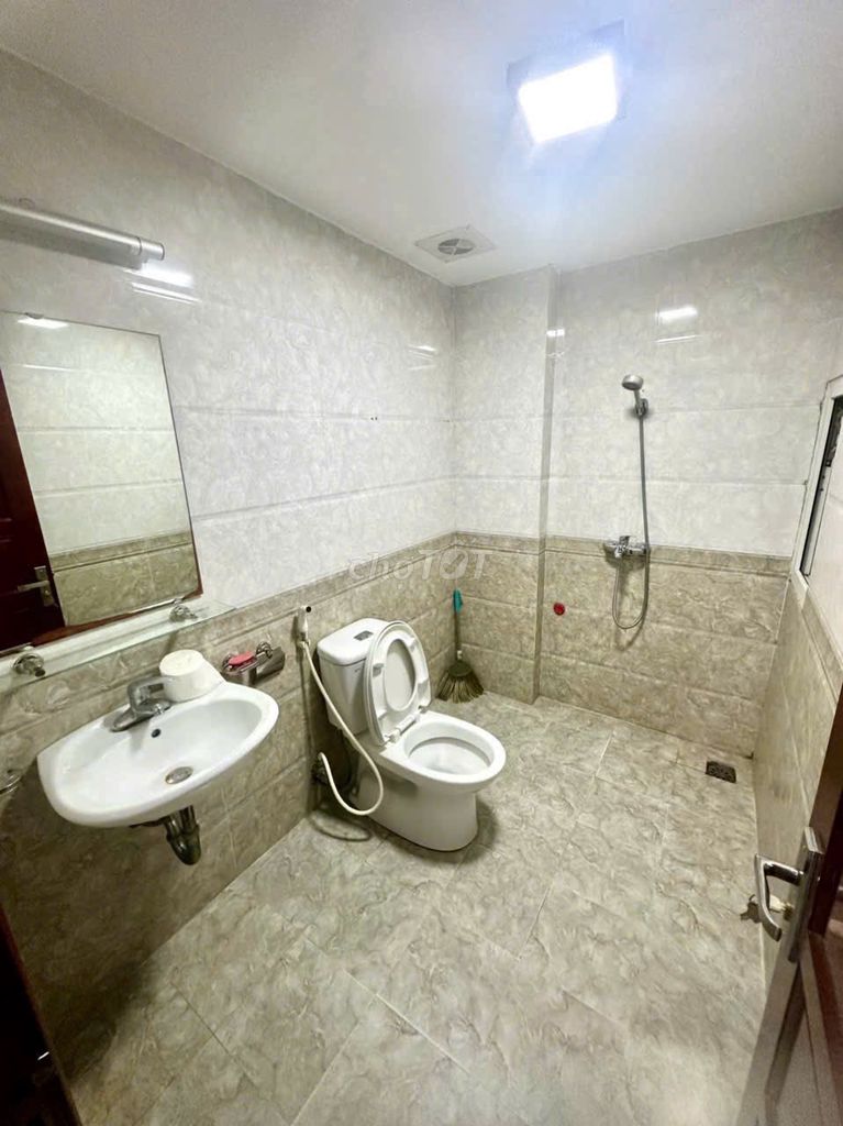 4 Bedroom House Near Truong Phap