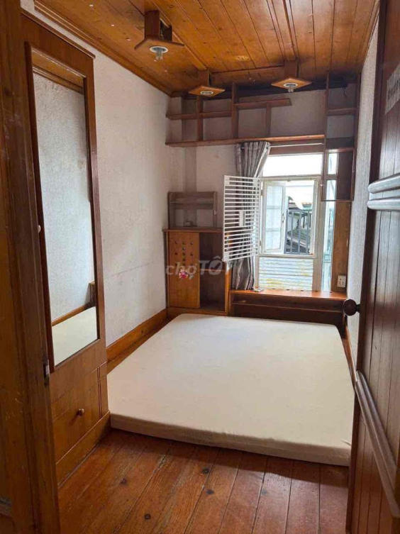 Fully Furnished Loft-Style Rental for 2 People or Online Business