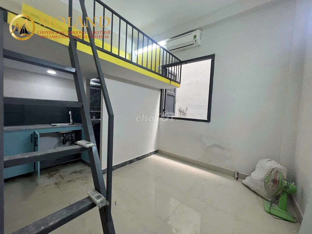 Modern 8-Room Serviced Apartment Building in Go Vap