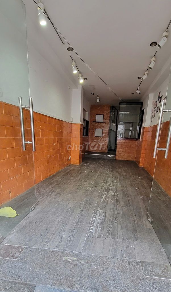 5-Floor Townhouse with Business Space Near Market
