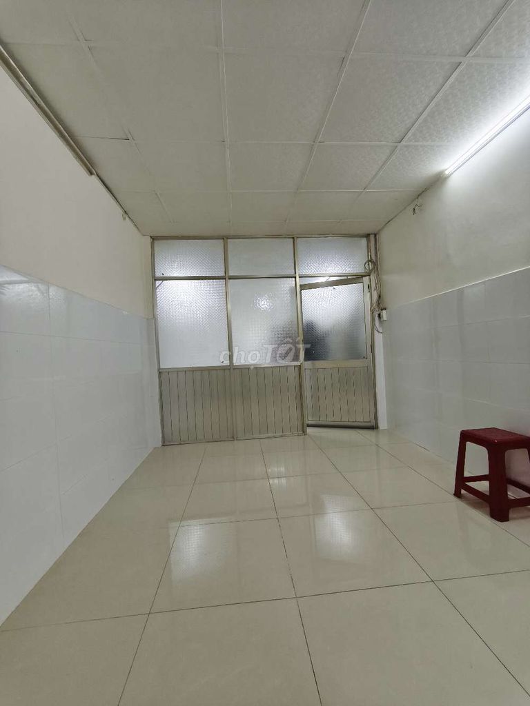 Modern 3-Bedroom Townhouse in District 11