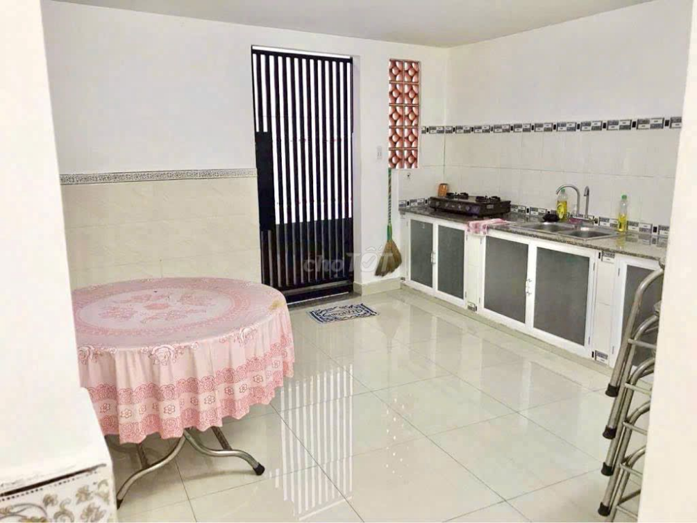 Spacious 2-bedroom house near Cau Ong Lanh, convenient location