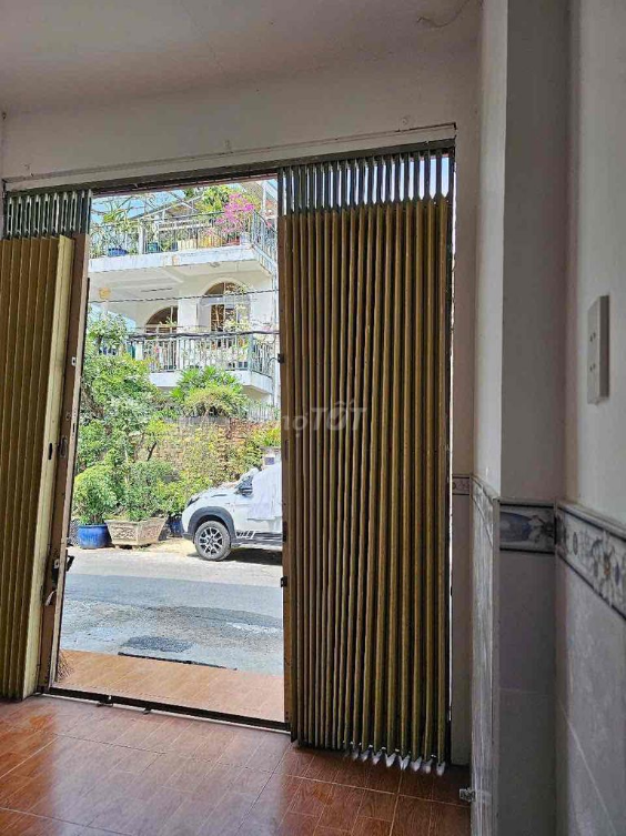 Spacious 40m2 House near SPKT with Loft, Suitable for Couples/Online Business