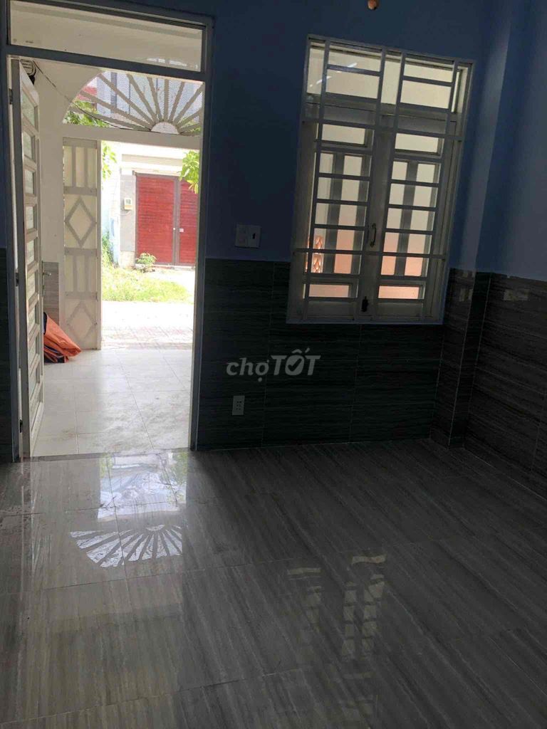 Modern Townhouse Near Giga Mall with Parking