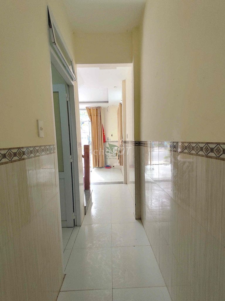 3-Bedroom House Near Beach with Parking