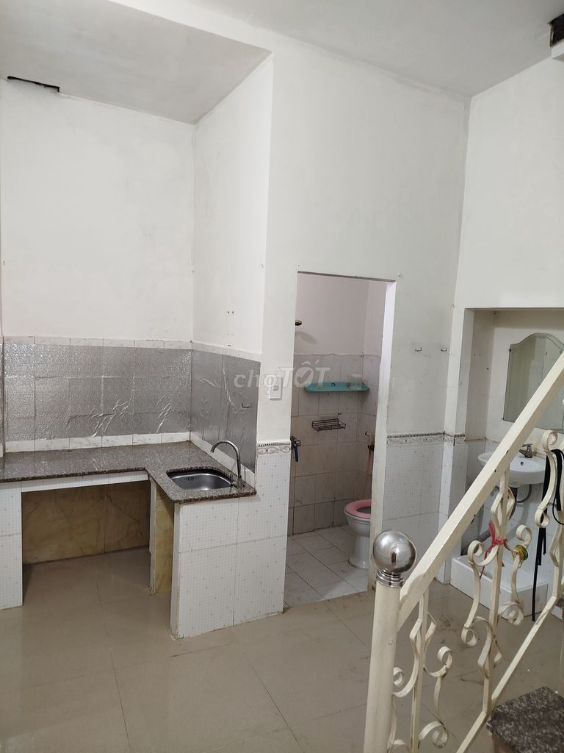 Rental Property in Tan Binh District, Phan Huy Ich Alley