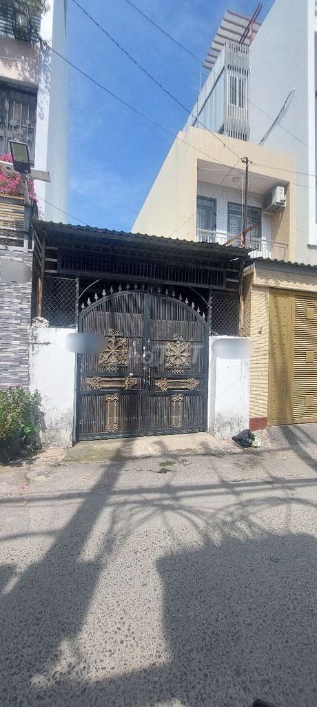 71m² House with Parking in Le Duc Tho