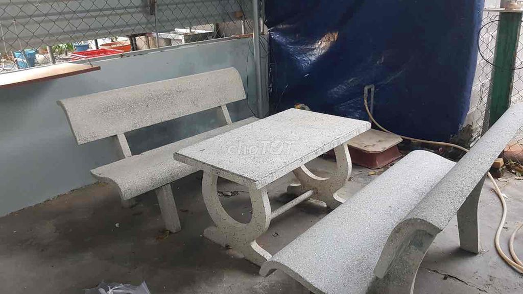 Front House for Rent with Spacious Garden