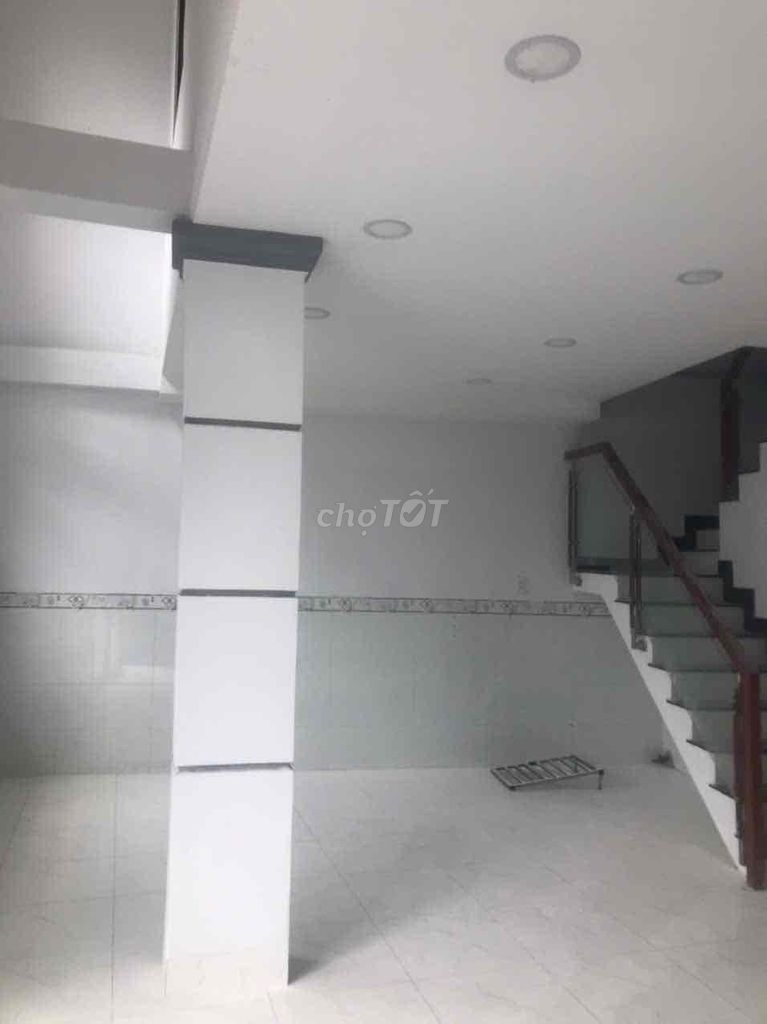Modern 2BR Townhouse with Commercial Space