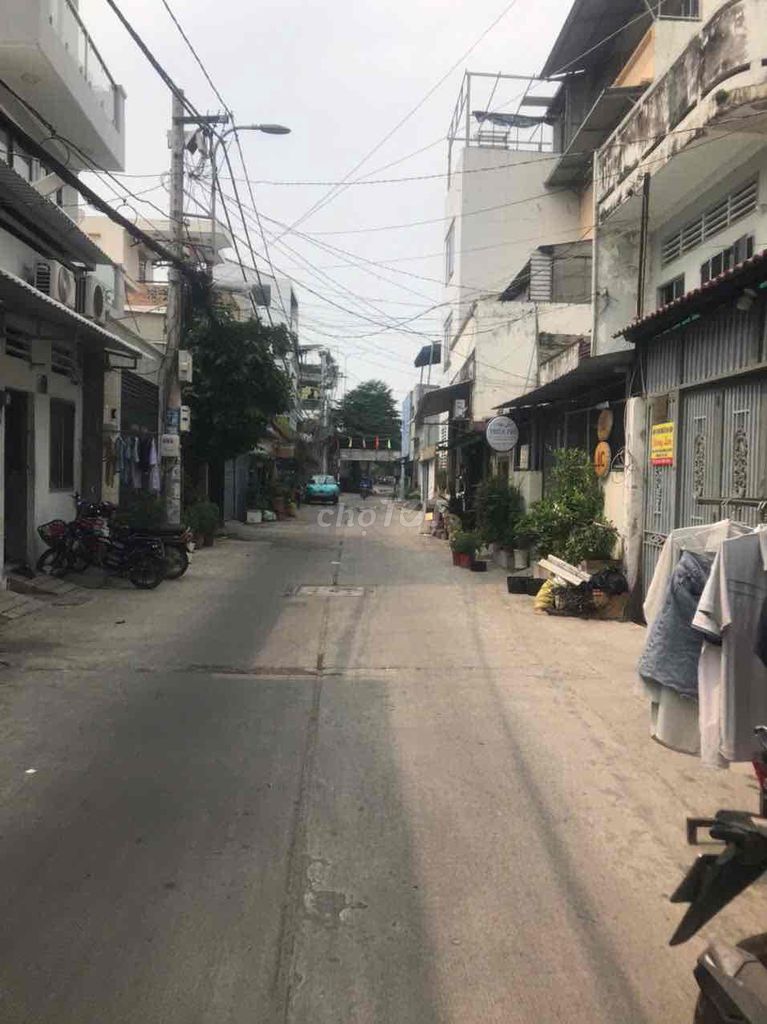 4-Bedroom House in An Duong Vuong, Binh Tan