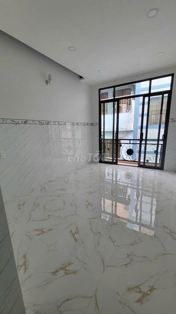 Modern 2BR Townhouse Near Cho Ray Hospital