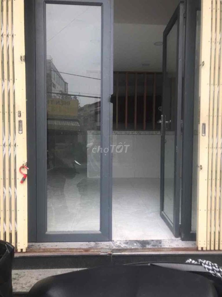 Modern 2BR Townhouse with Commercial Space