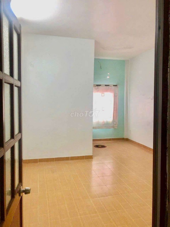 Spacious 3-Bedroom House for Rent in Nguyen Xi, Binh Thanh District