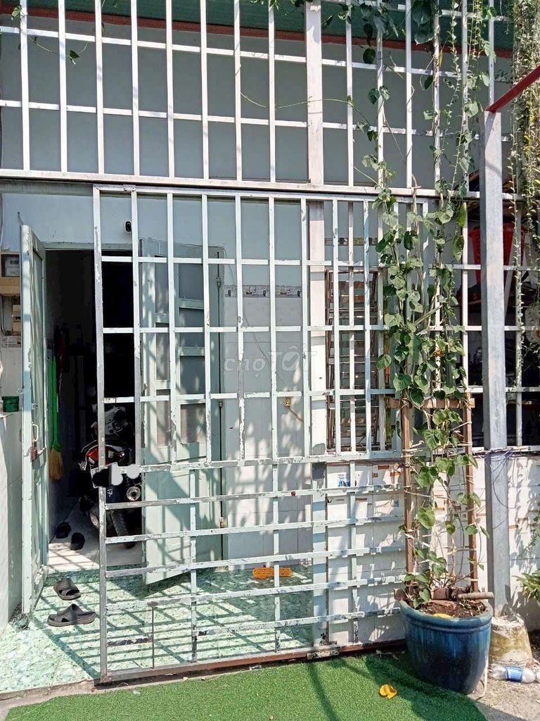 Small Two-Story House Near Song Hanh