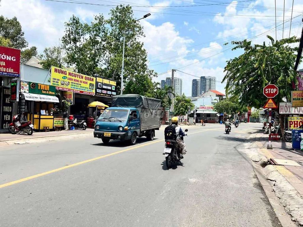 95m² Commercial Space on Ly Thuong Kiet Street