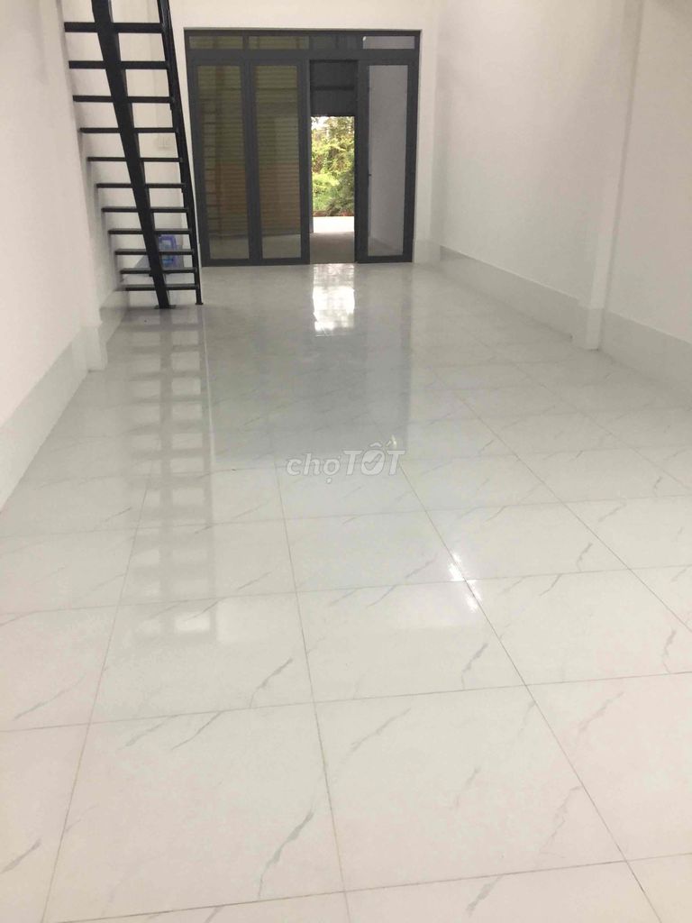New Loft-Style House with Mezzanine for Business
