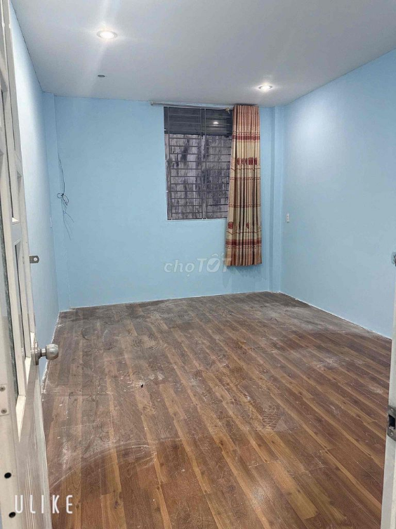 Spacious Mặt Tiền Property in Phước Long B Q9 - Ideal for Business or Living