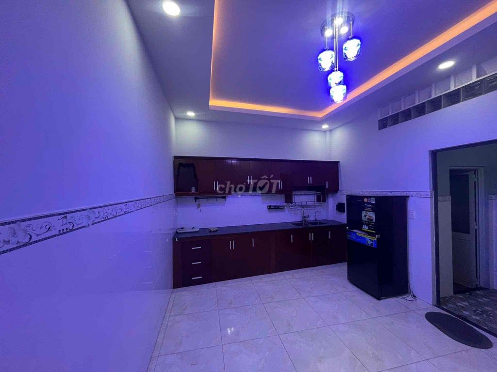 Furnished 2-Bedroom House Near Go Supermarket