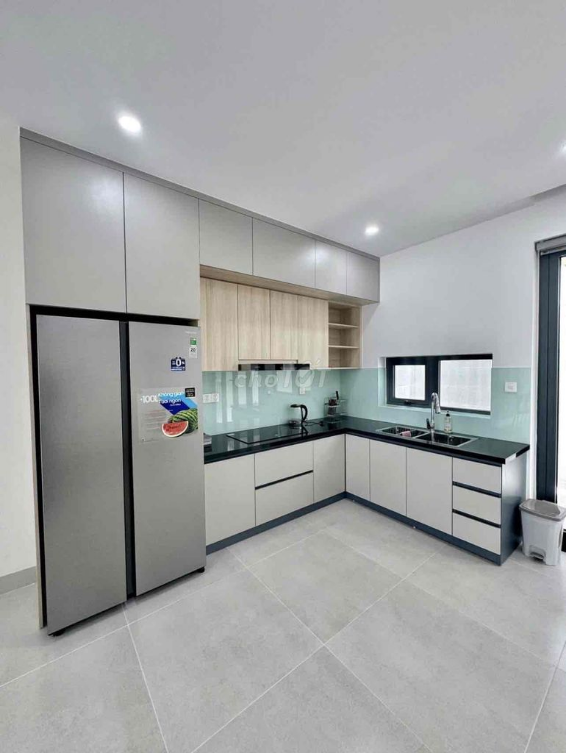 Spacious 5-story house near My Dinh bus station, fully furnished