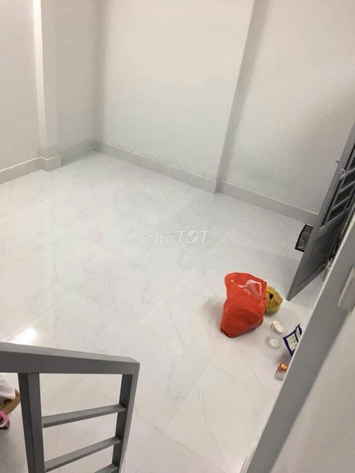 Unfurnished House for Long-Term Rent