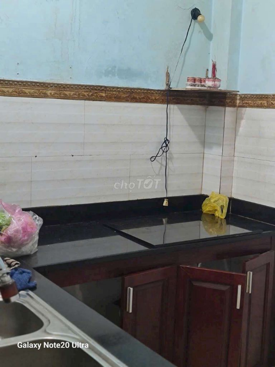 10x7m grade 4 house HXH 1/ LE VAN THO. NEAR FLOWER VILLAGE PARK
