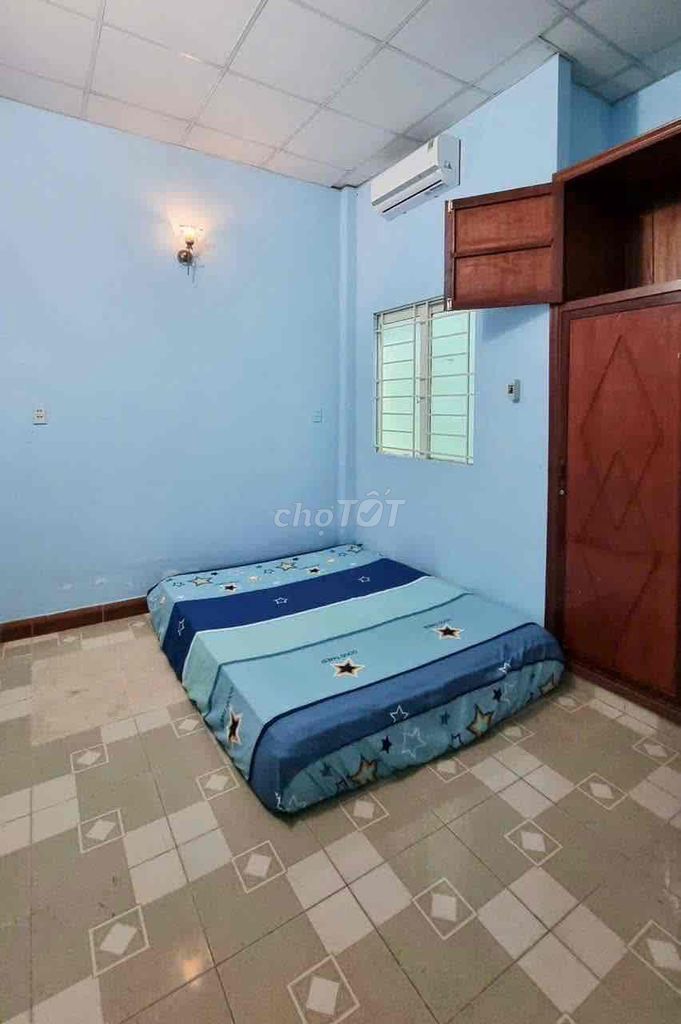 Spacious 2-Bedroom House with Parking in Hiep Thanh