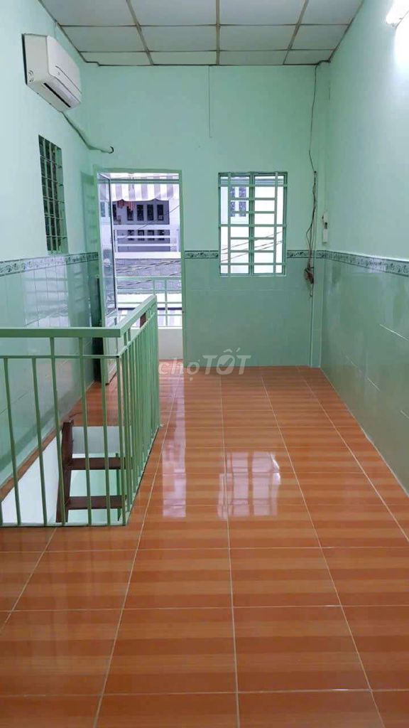 Small Renovated House with AC in District 6