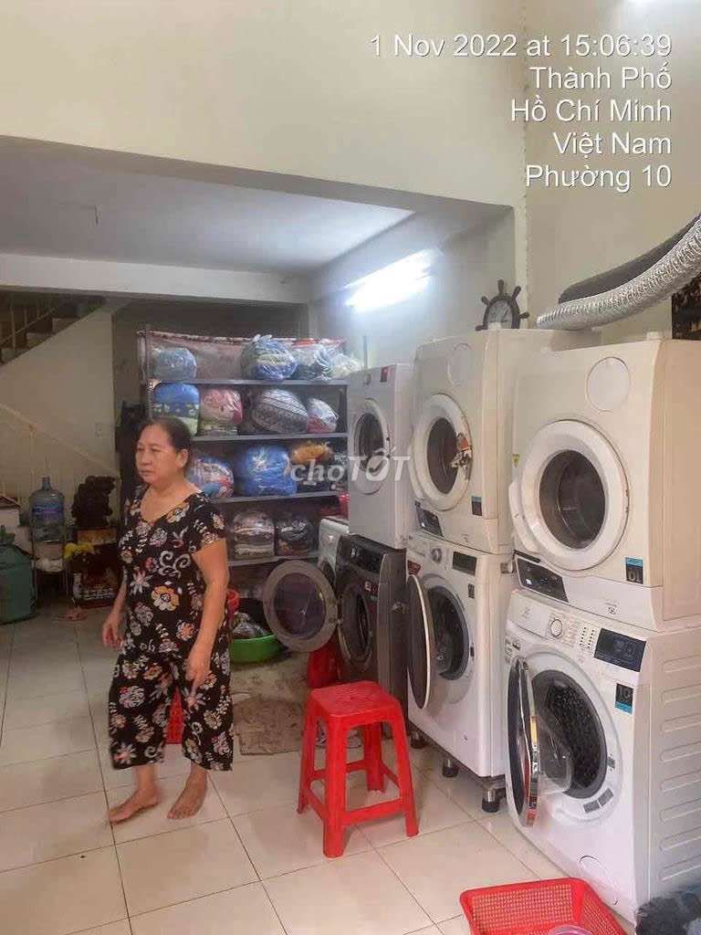 Spacious 3BR Townhouse Near Market in District 10