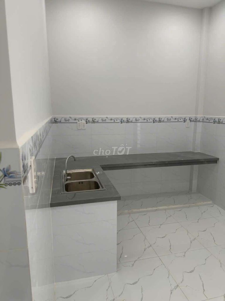 New Modern Townhouse Near Chanh Hung Bridge