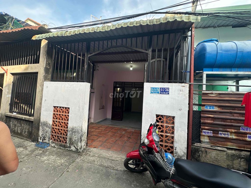 Spacious 100m2 House Near Di An Market
