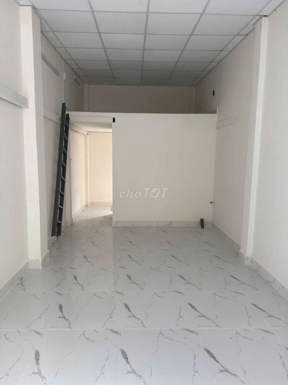Newly Renovated Ground Floor House for Rent in Ly Thuong Kiet Street, District 10
