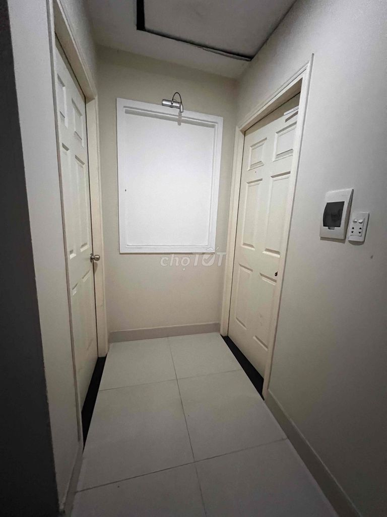 Modern Room with Private Bathroom in Mega Ruby
