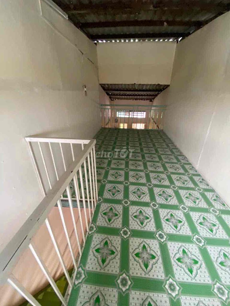 48m² Split-Level House Near Nguyen Van Cu Bridge