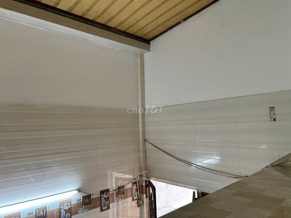 Centrally Located Loft-Style Room Near Đầm Sen, Suitable for Students