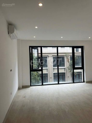 For rent adjacent to Trinh Van Bo, Xuan Phuong, car parking available.
